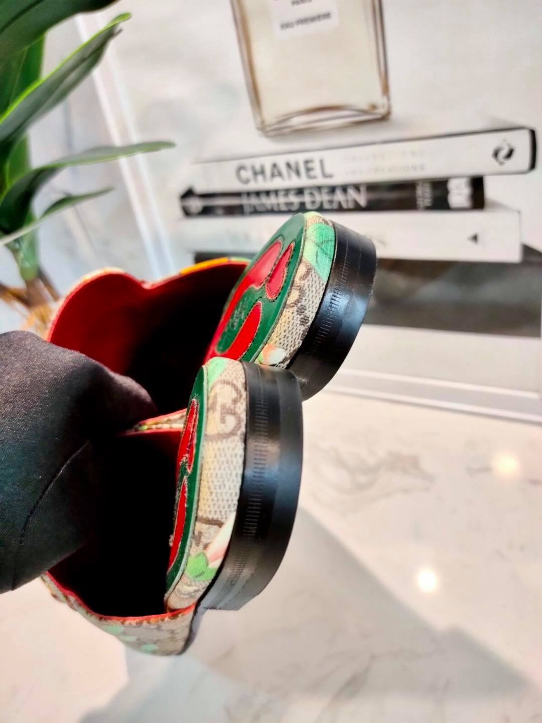 100% Authentic Gucci GG Flora Slippers – Ann&#39;s Preloved Luxury PH