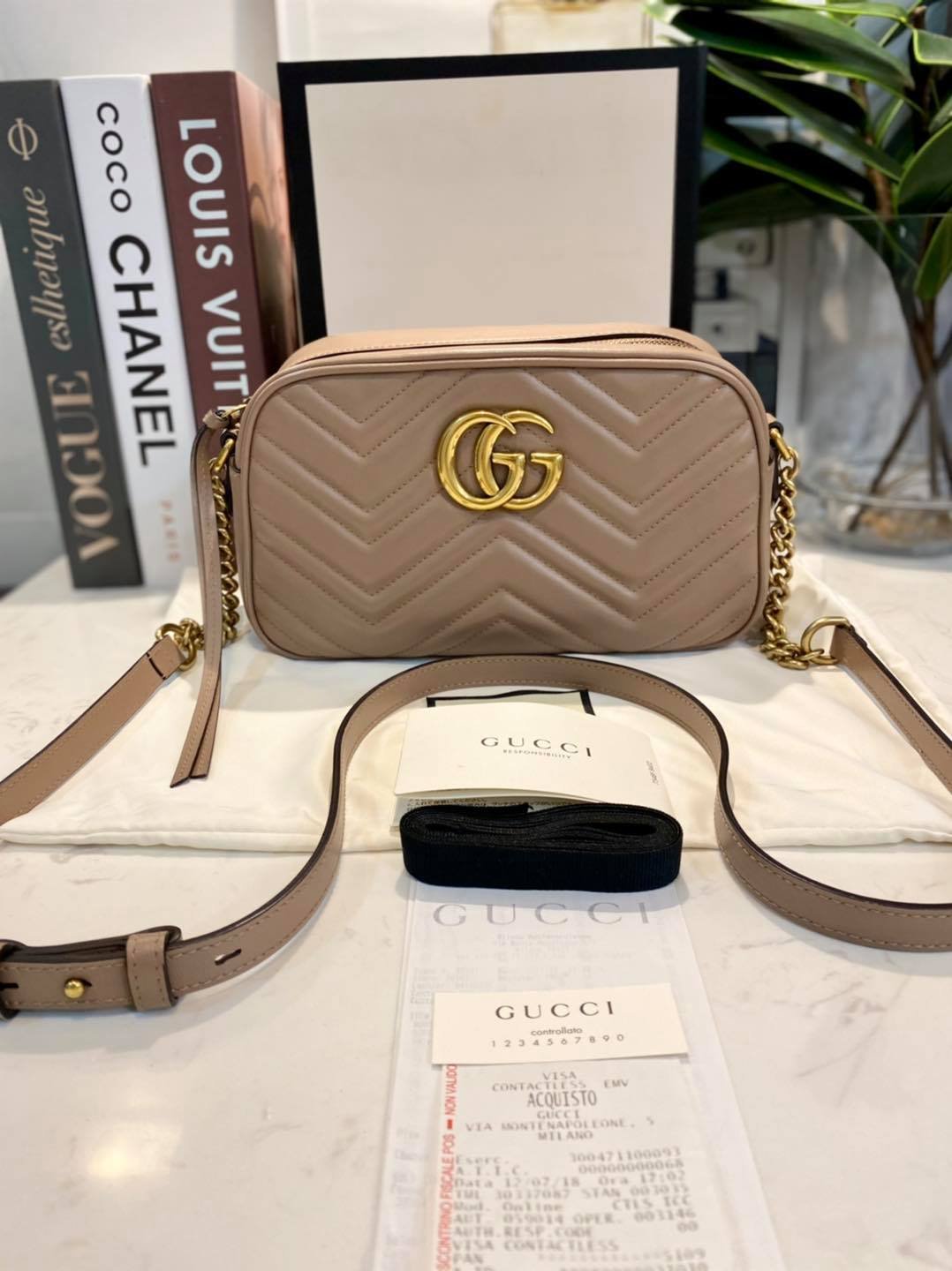 Adjustable Gucci Sling Bag For Office, Size: H-7inch,W-10inch